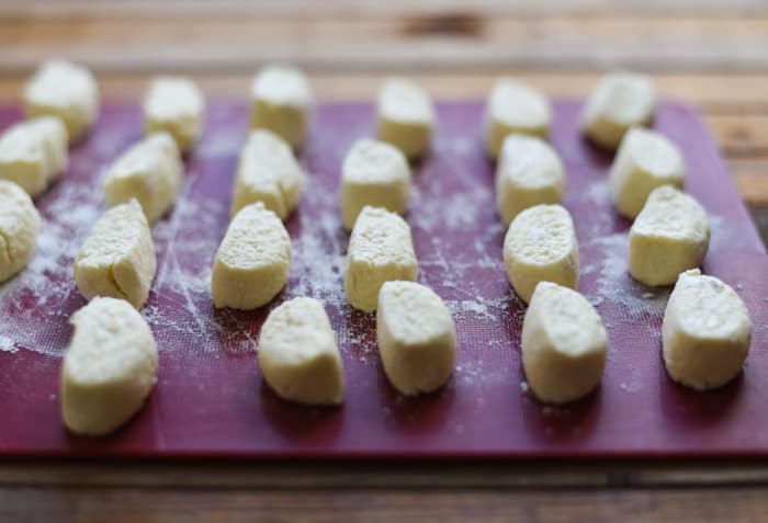 Lenivie Vareniki (Russian Farmer Cheese Gnudi) | The New Baguette