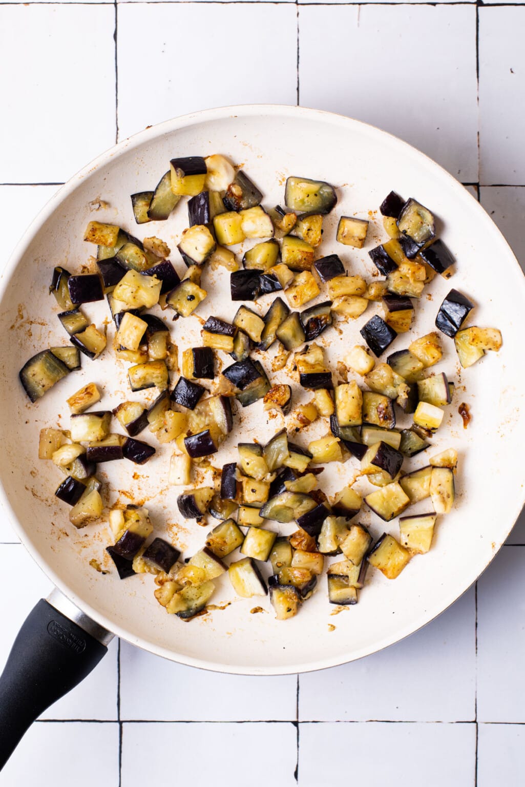 Vegan Shakshuka with Tofu and Eggplant - The New Baguette
