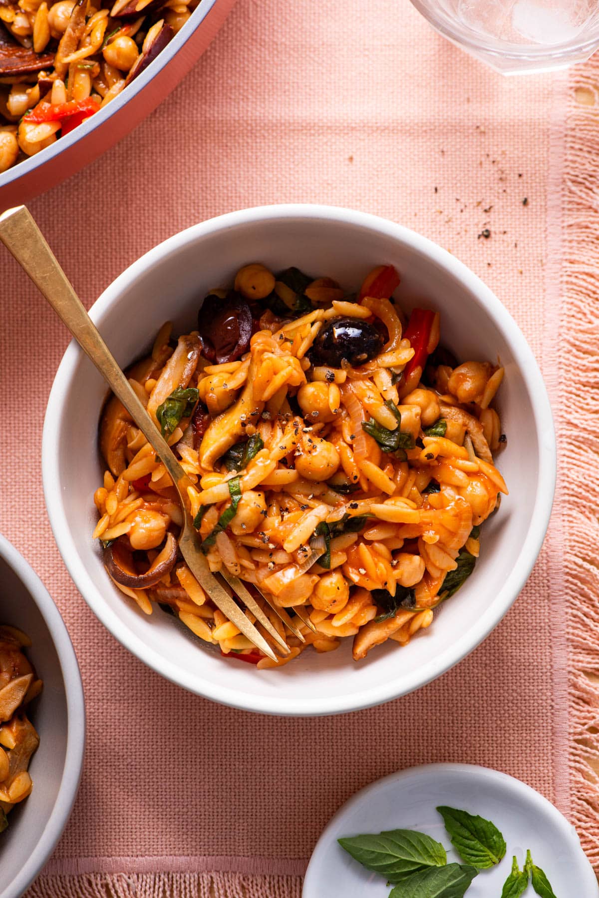 Bowl of baked Greek orzo.